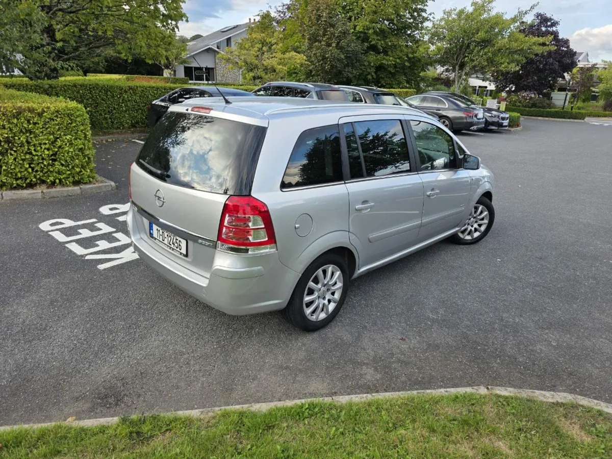 Opel Zafira - Image 4