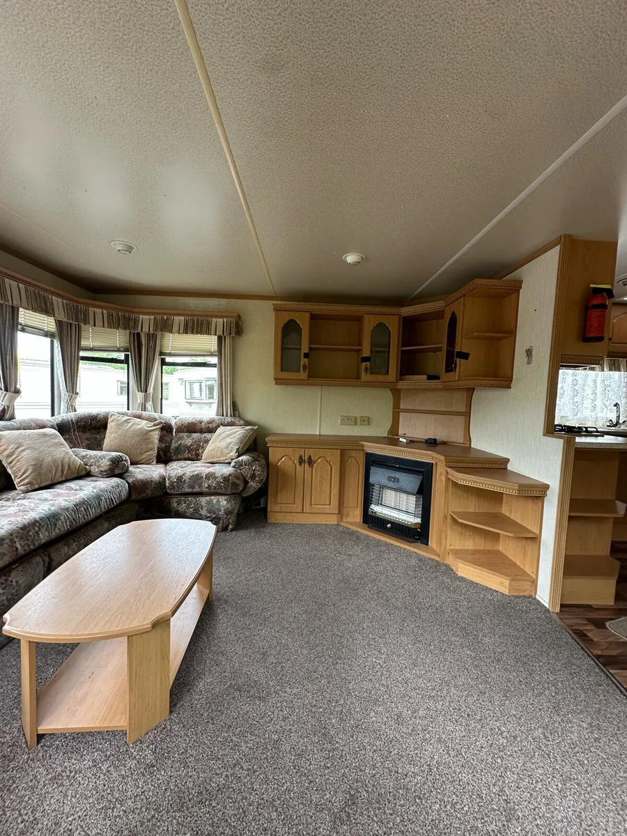 Willerby Granada 35 x 12 x 2 Bed (Mint) - Image 3
