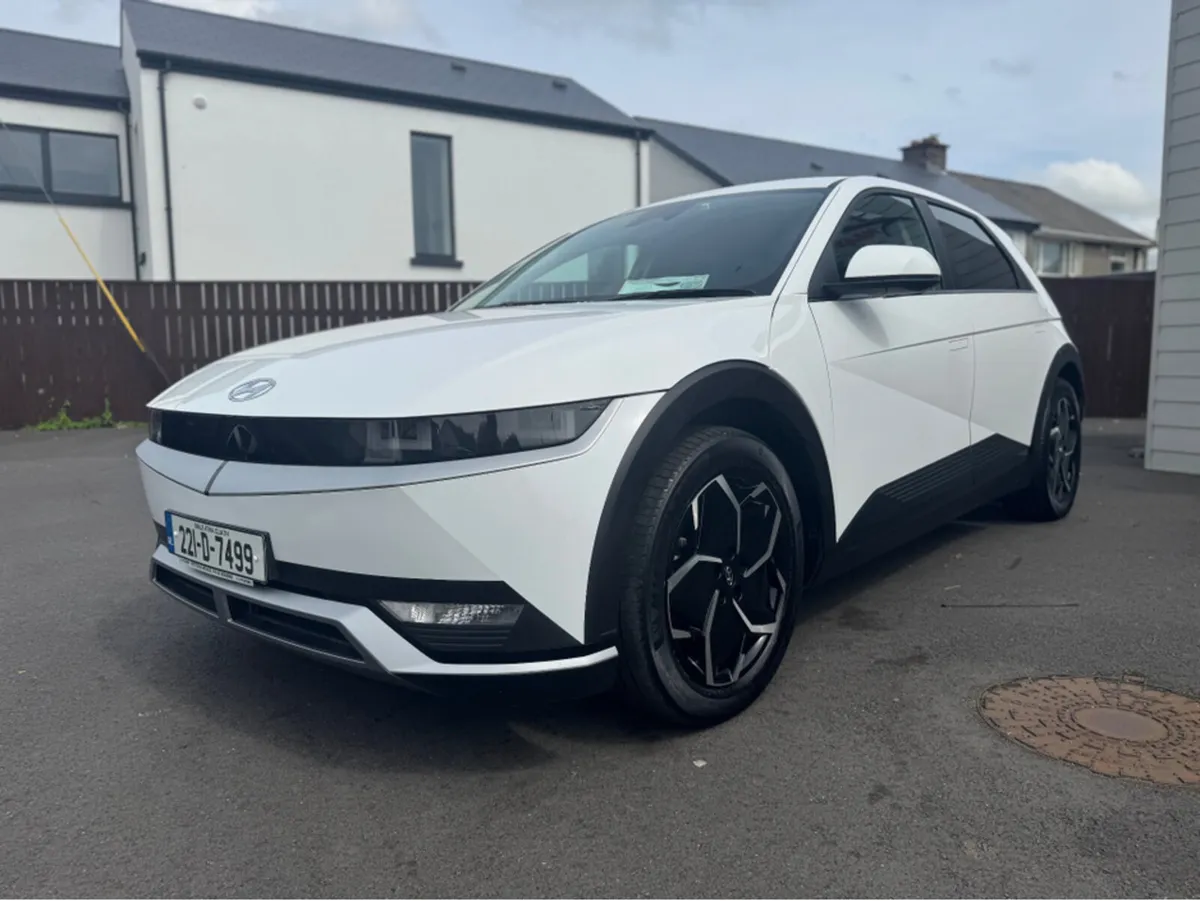 Hyundai IONIQ 5 EXECUTIVE PLUS 73 5DR BIG BATTERY - Image 2