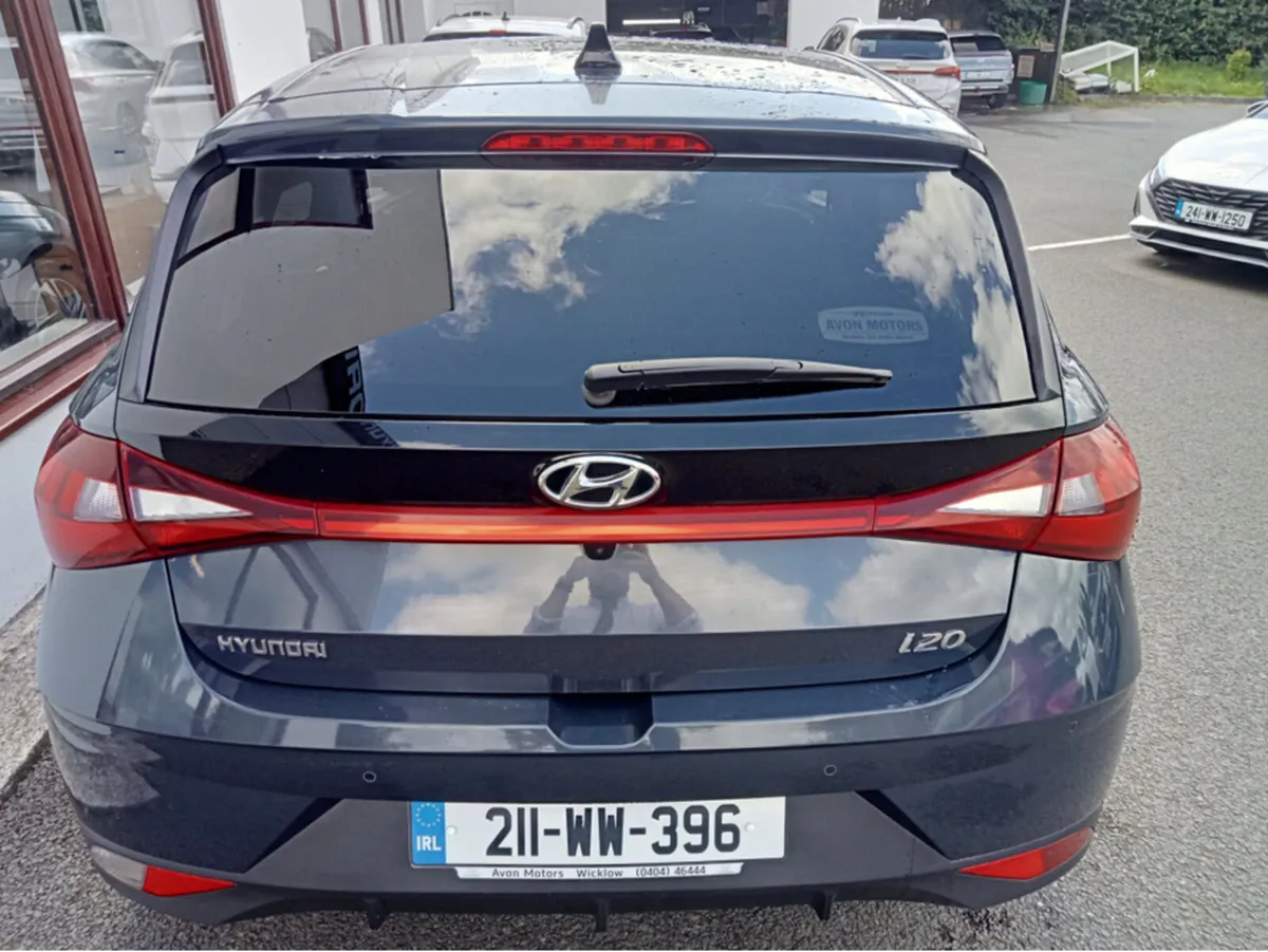 Hyundai i20 DELUXE PLUS 5DR - Image 4