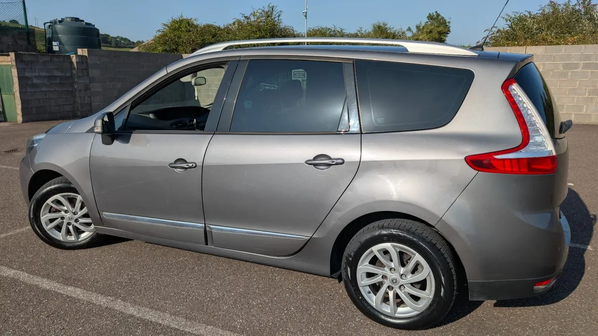 Renault Grand Scenic 2016 - Image 1