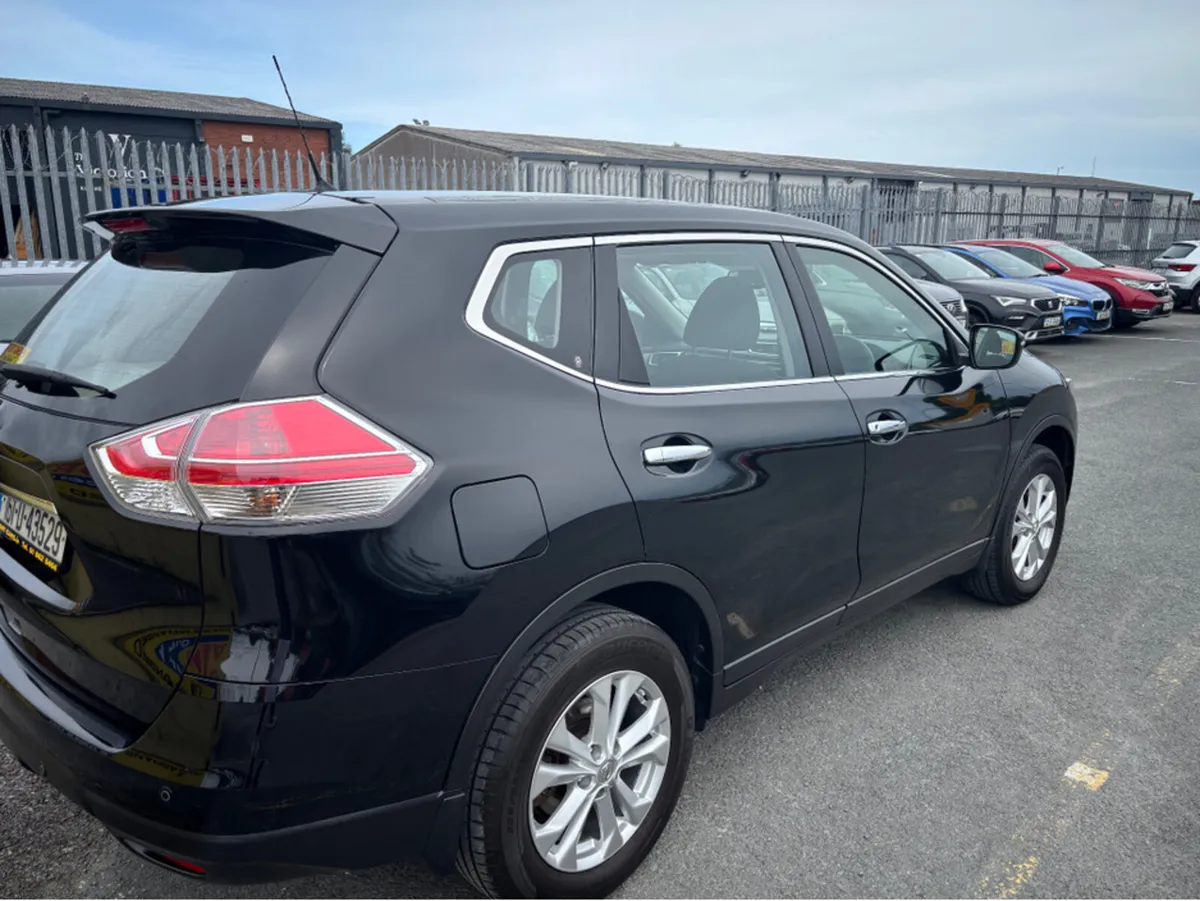 Nissan X-Trail 1.6 DSL XE SP 5 SEAT E - Image 2