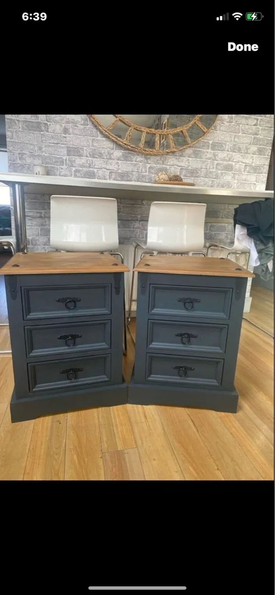Lockers - Image 1