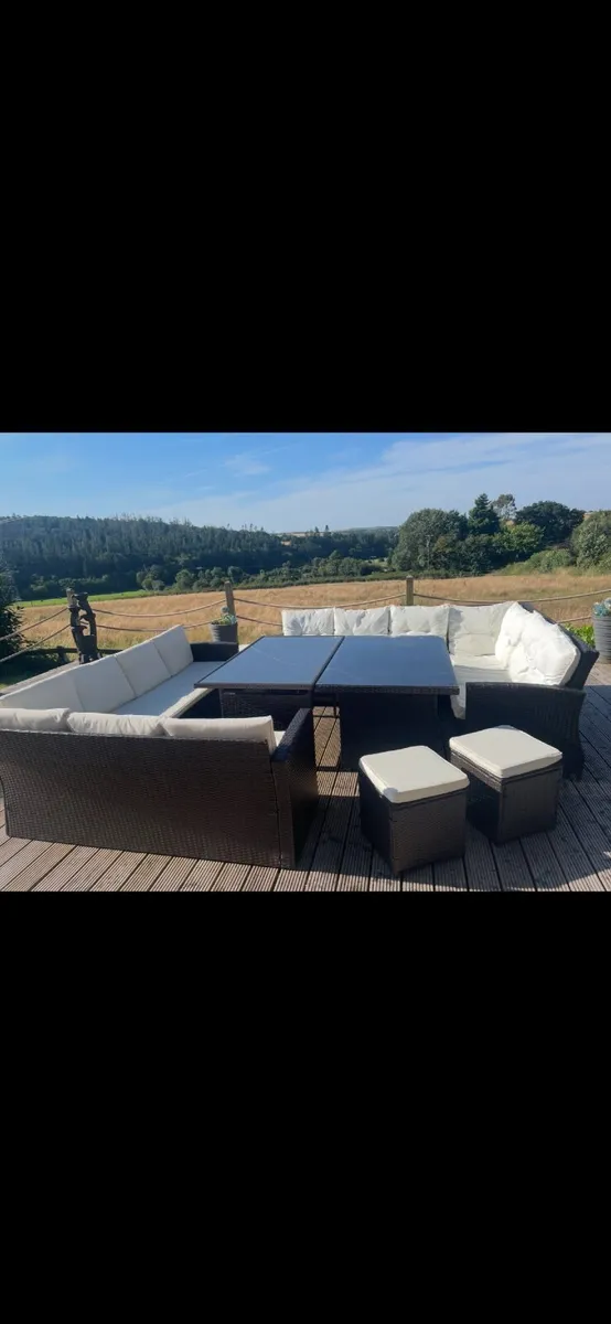 Garden Furniture. - Image 1