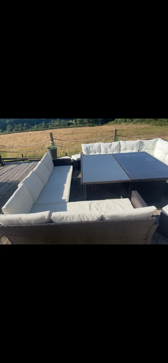 Garden Furniture. - Image 2