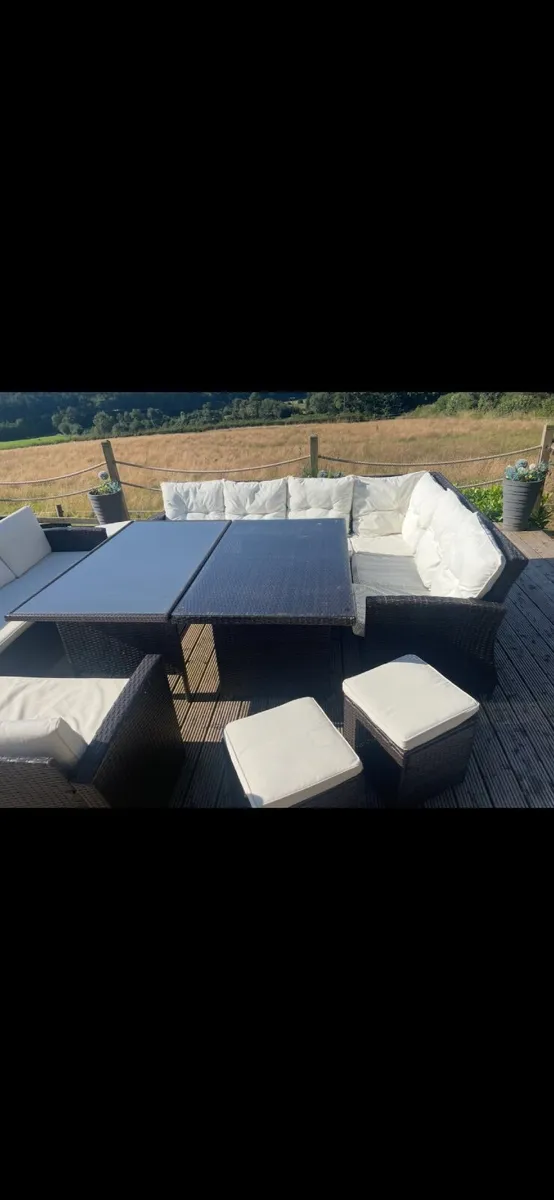 Garden Furniture. - Image 3