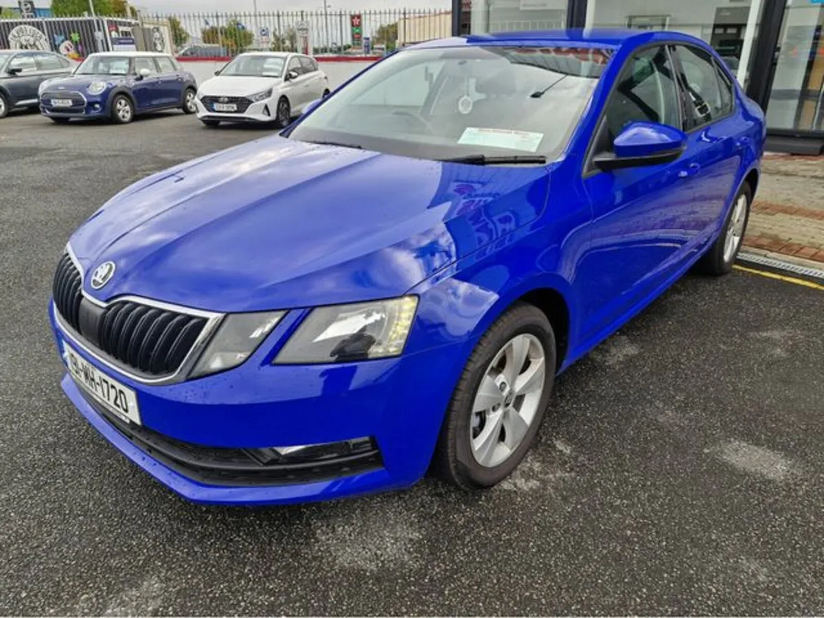 Skoda Octavia AMBITION 1.0 TSI 115HP DSG 4 4DR AUT - Image 2