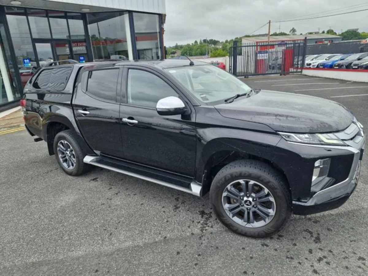 Mitsubishi L200 Intense 6MT 4DR - Image 4