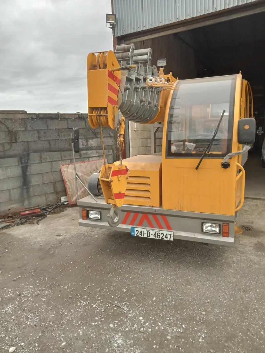 Mobile crane - Image 3