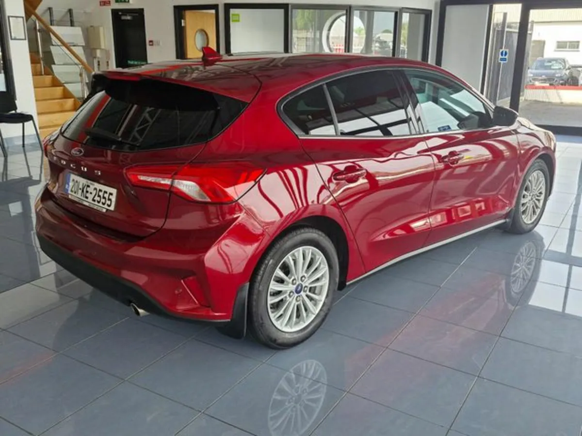 Ford Focus Titanium Auto 5D 1.5TD120 S6.2 A8 4 - Image 2