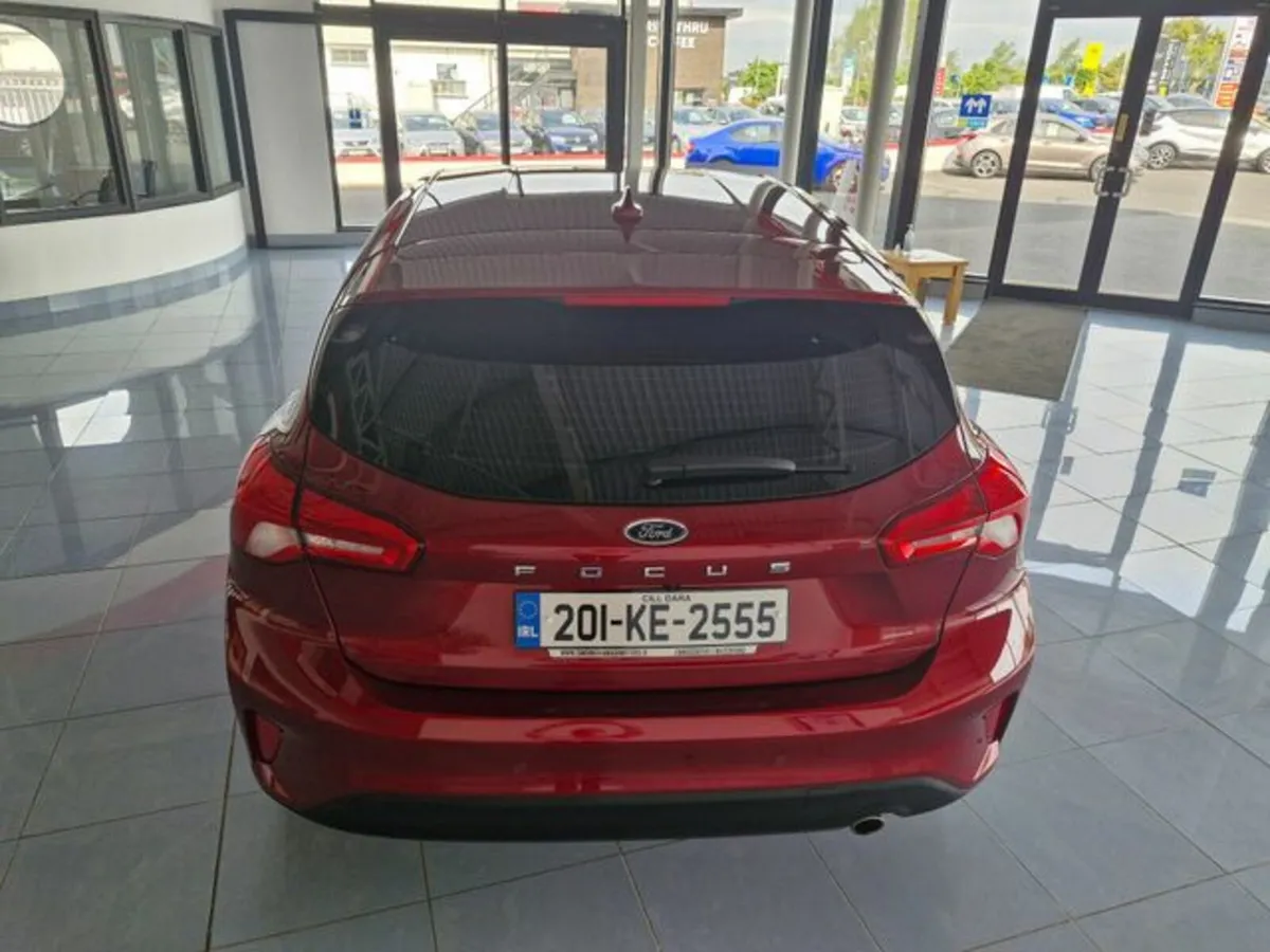 Ford Focus Titanium Auto 5D 1.5TD120 S6.2 A8 4 - Image 4