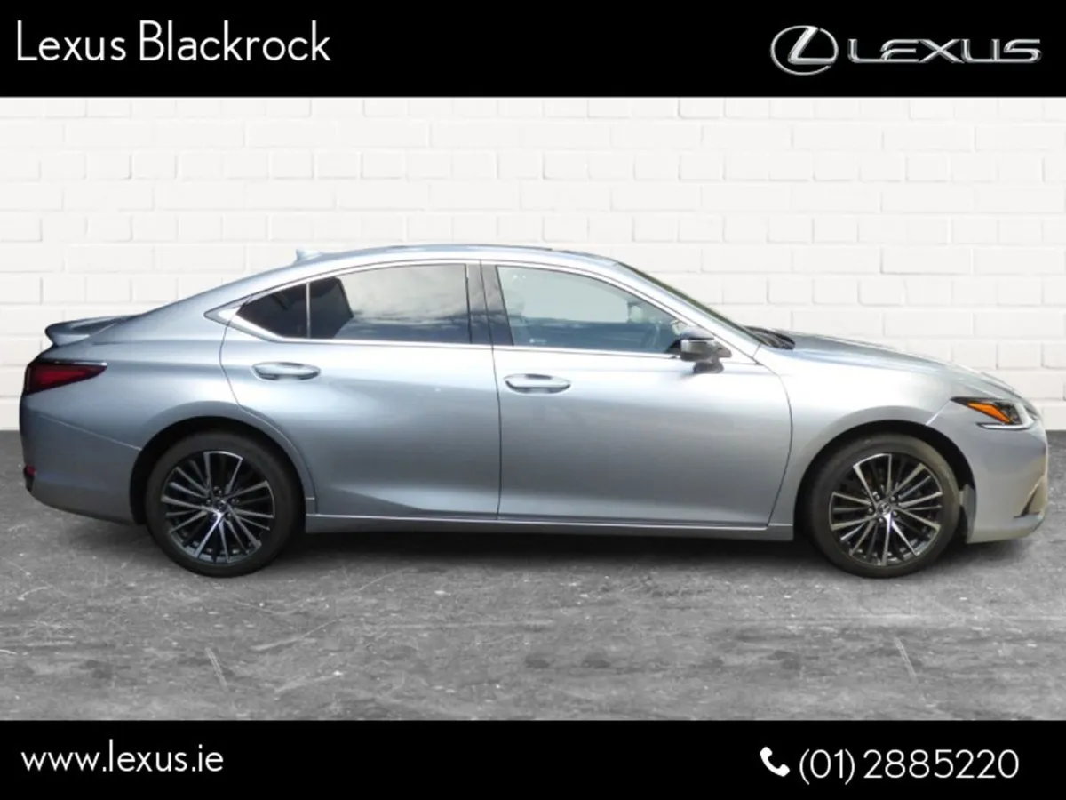 Lexus ES 300h Hybrid Dynamic - Image 3
