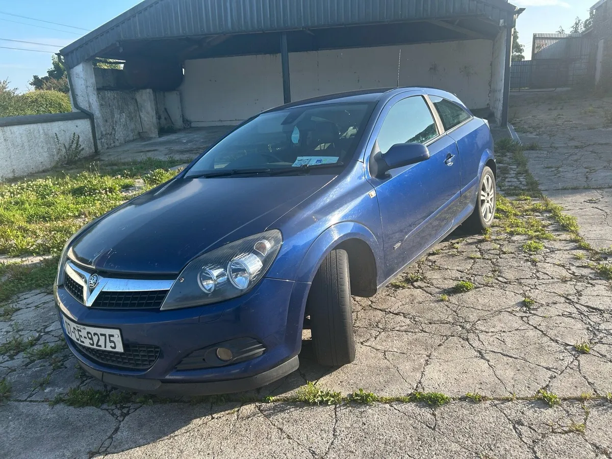 1.9l 3 Door Vauxhall Astra - Image 2