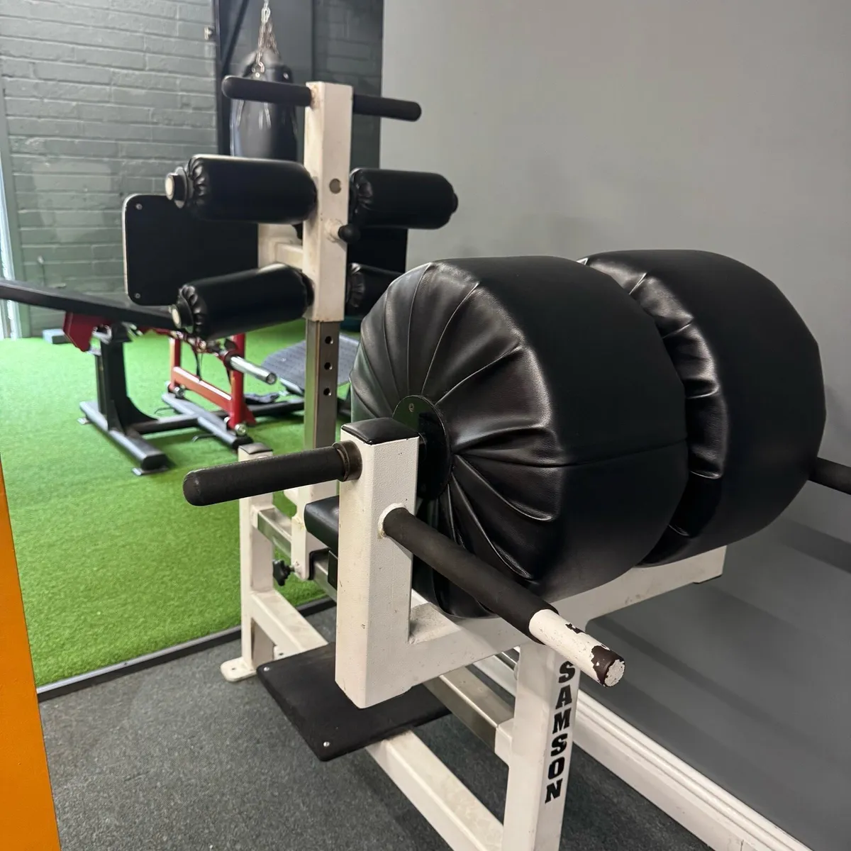 Back extension machine - Image 3