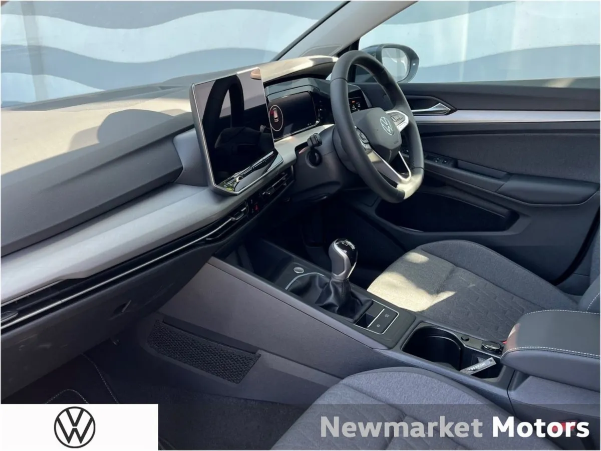 Volkswagen Golf 2.0tdi Edition 75 116BHP 6 Speed - Image 3