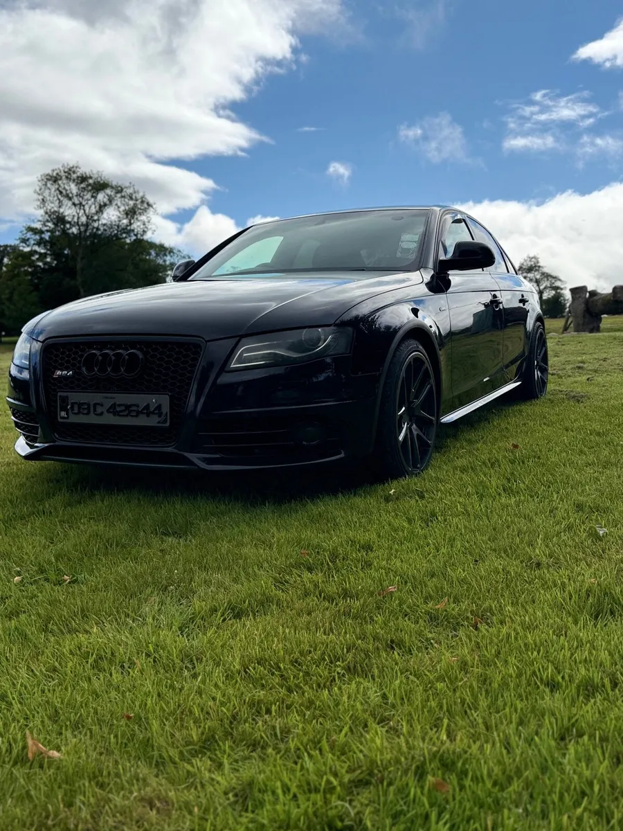 Audi A4 2009 - Image 1