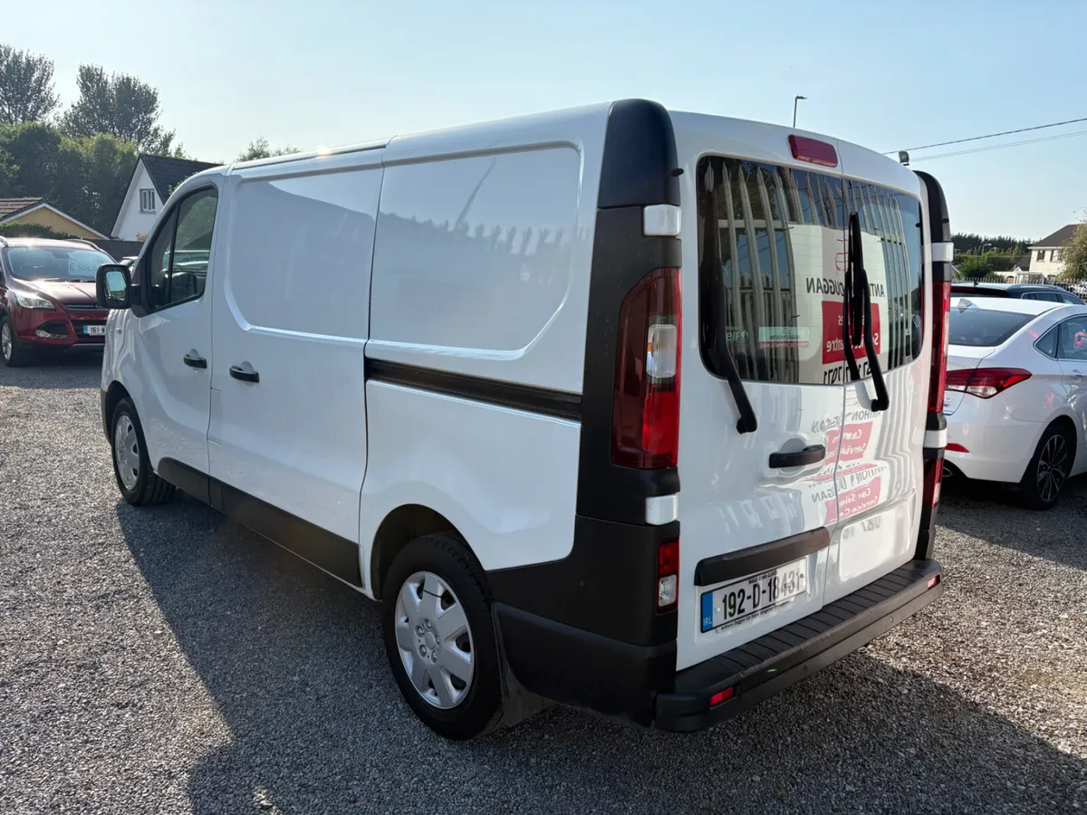 192 Renault Trafic - Image 4