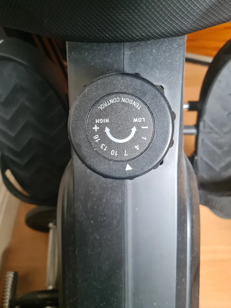 Magnetic Home Fitness Code Rowing Machine - Image 2