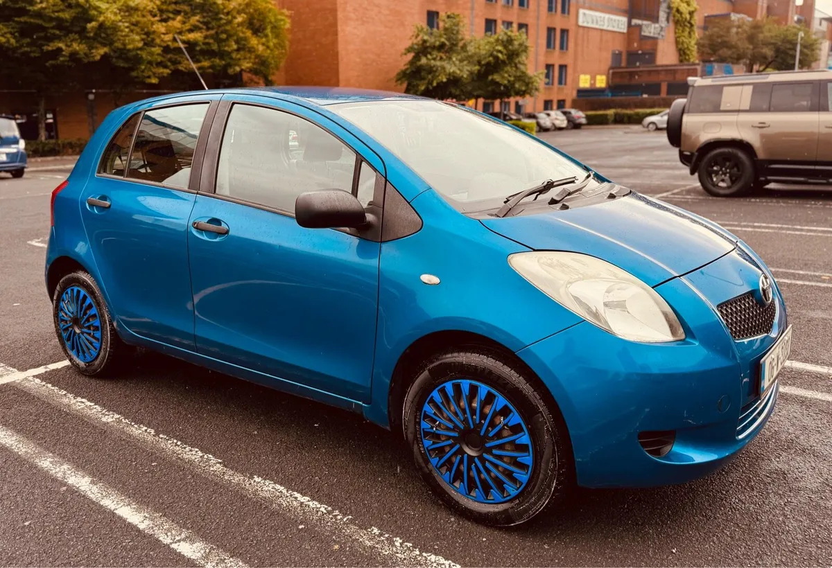 Toyota Yaris In Excellent Condition - Image 2