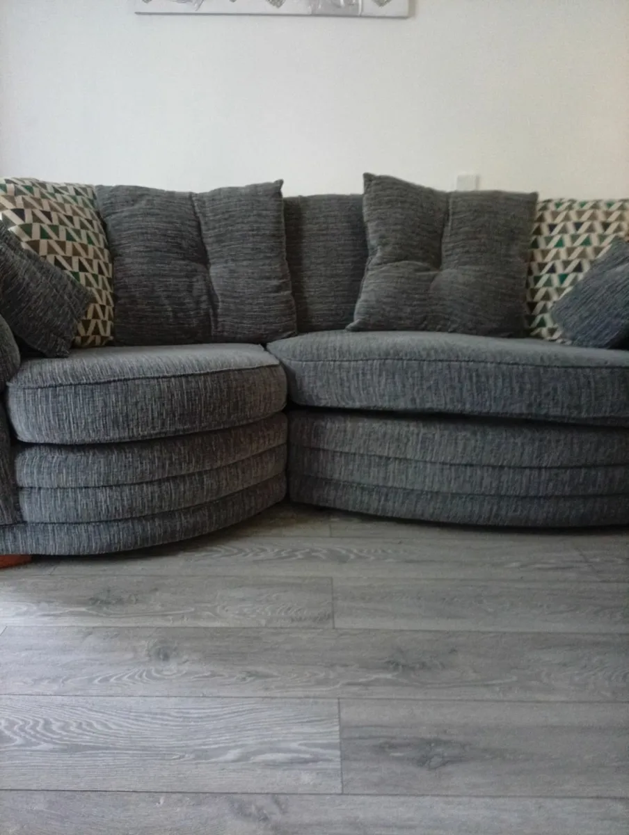 3 seater sofa - Image 1