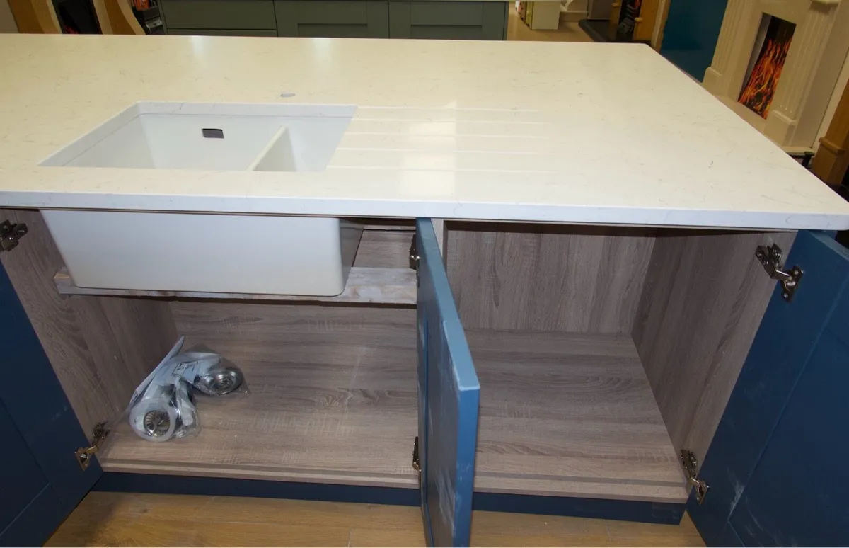 Carrara Quartz Worktop with Ceramic Sink - Image 3