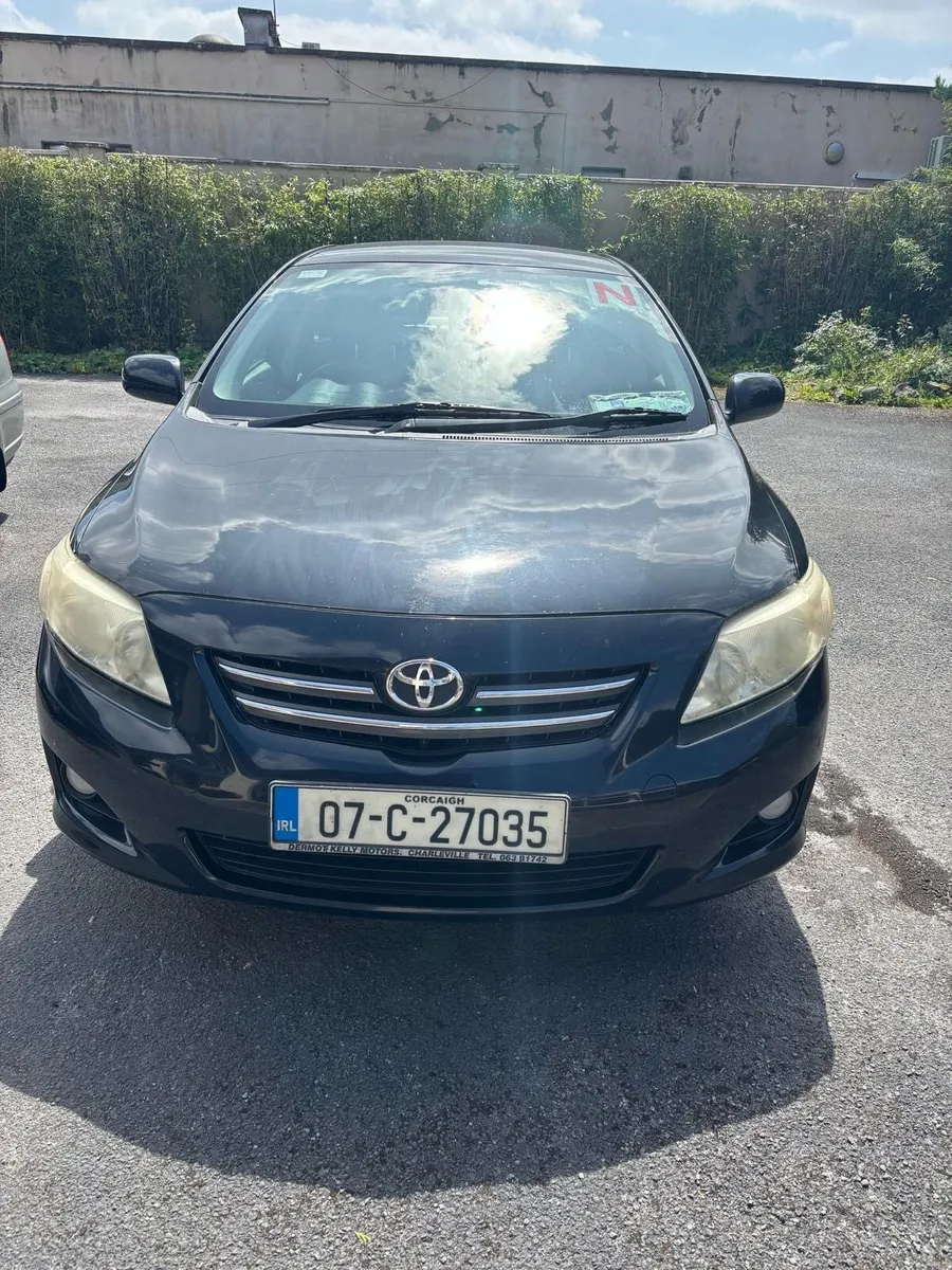 2007 Toyota Corolla saloon - Image 1