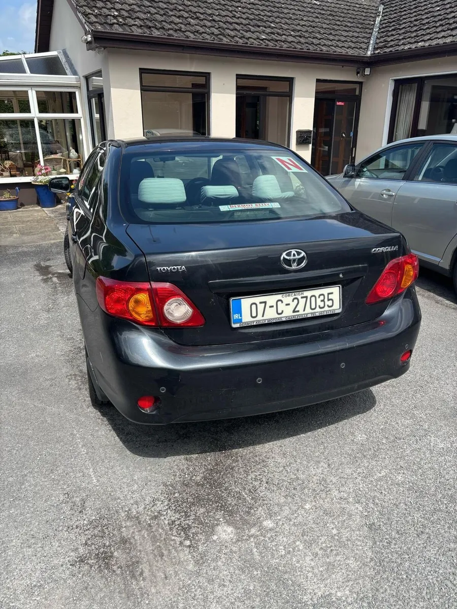 2007 Toyota Corolla saloon - Image 3