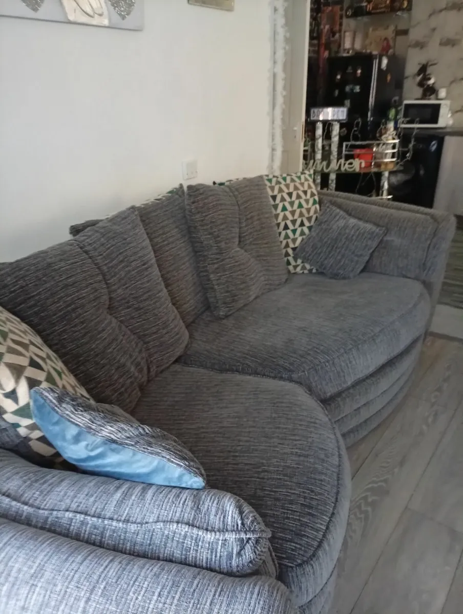 3 seater sofa - Image 3