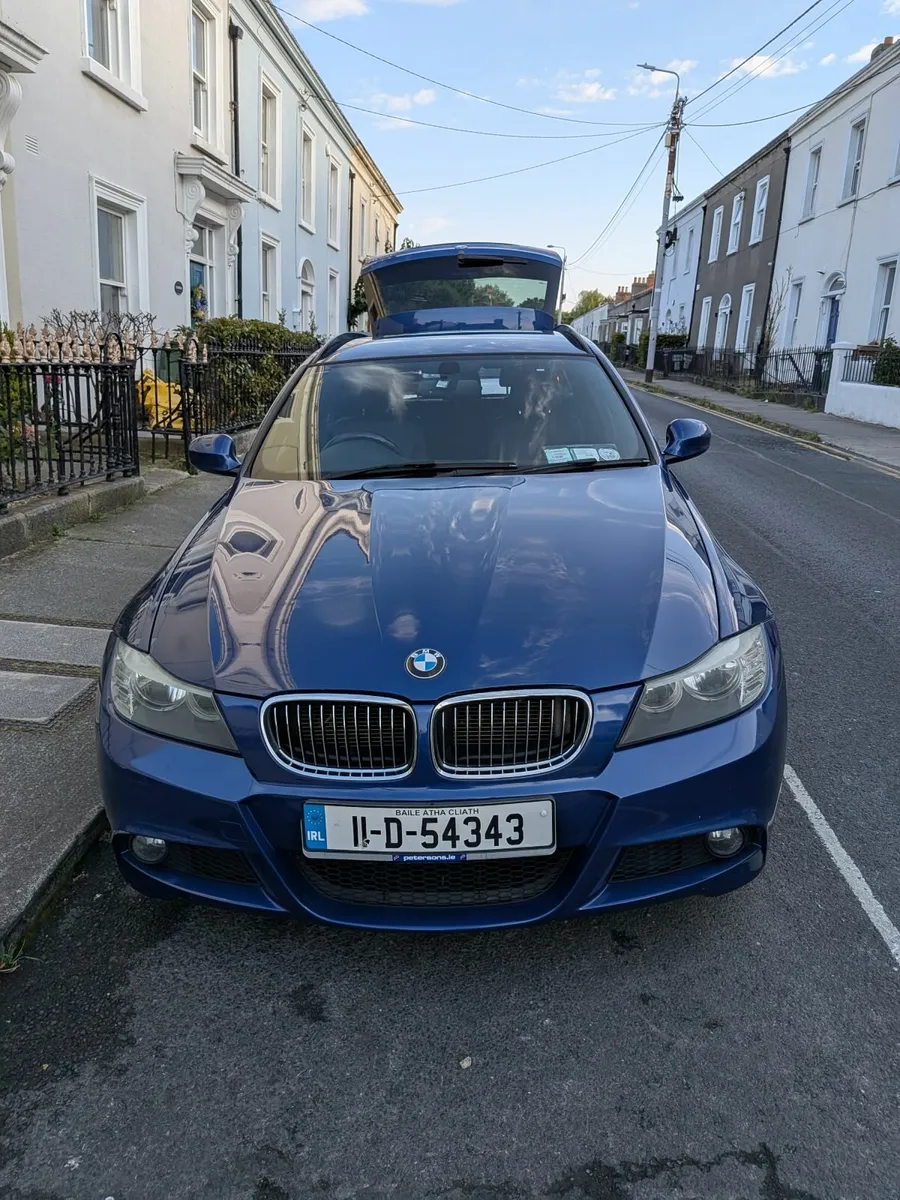 BMW 3-Series 2011 ***LOW MILEAGE*** - Image 1