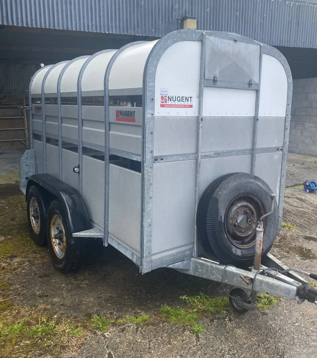 Trailer - Image 1