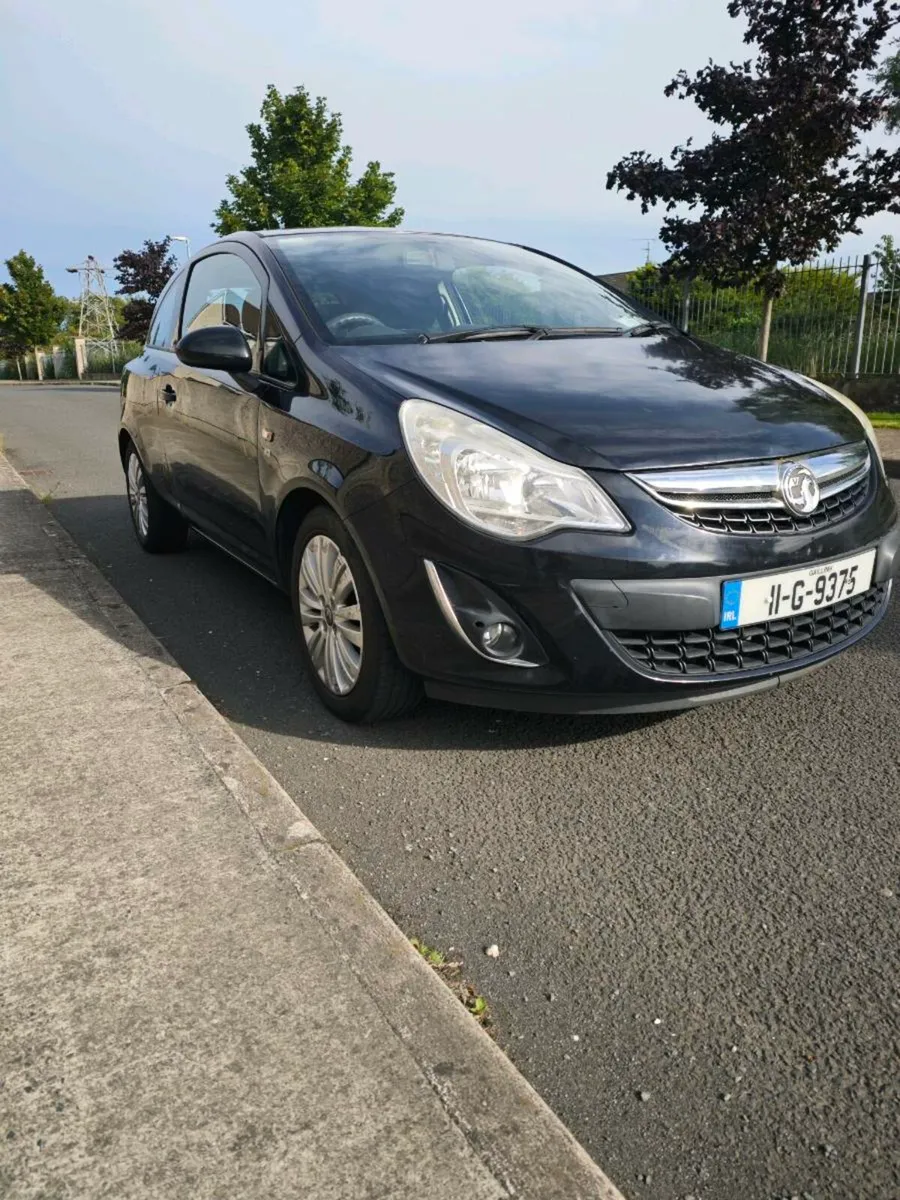 Opel Corsa 1.2 - Image 1