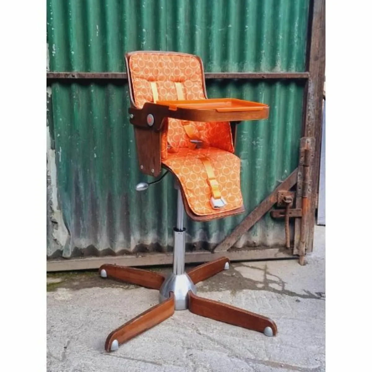 Cosatto trof high chair KAS615 - Image 1