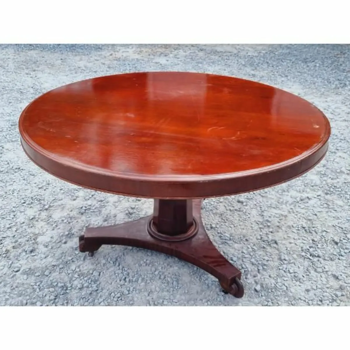 Circular Tilt Top Centre Table – KAS520 - Image 3