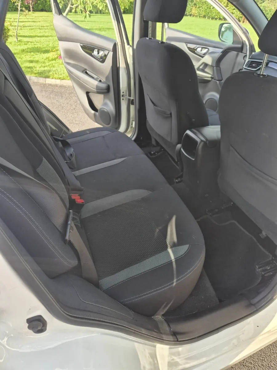 Nissan Qashqai 2018 - Image 3