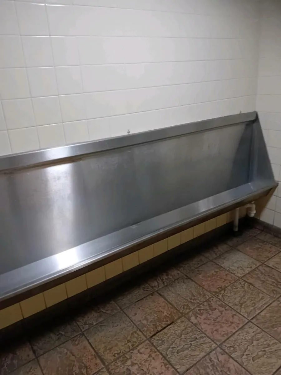 Urinal - Image 1