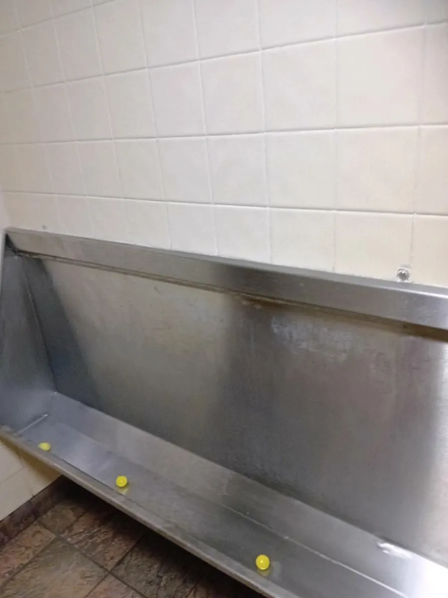 Urinal - Image 3