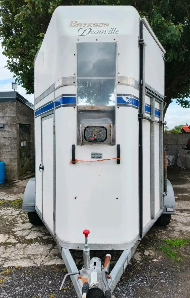 Bateson Deauville Double Horse box - Image 4