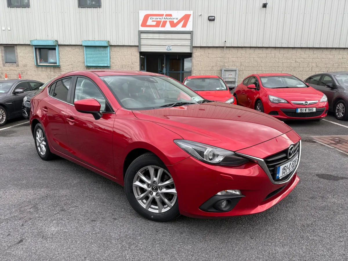 2015 Mazda3 Diesel Low Mileage - Image 2