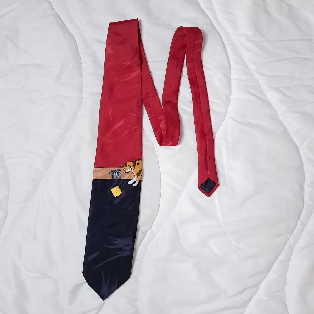 Vicky Davis Burgundy Navy Cat Mouse Novelty Tie - Image 1