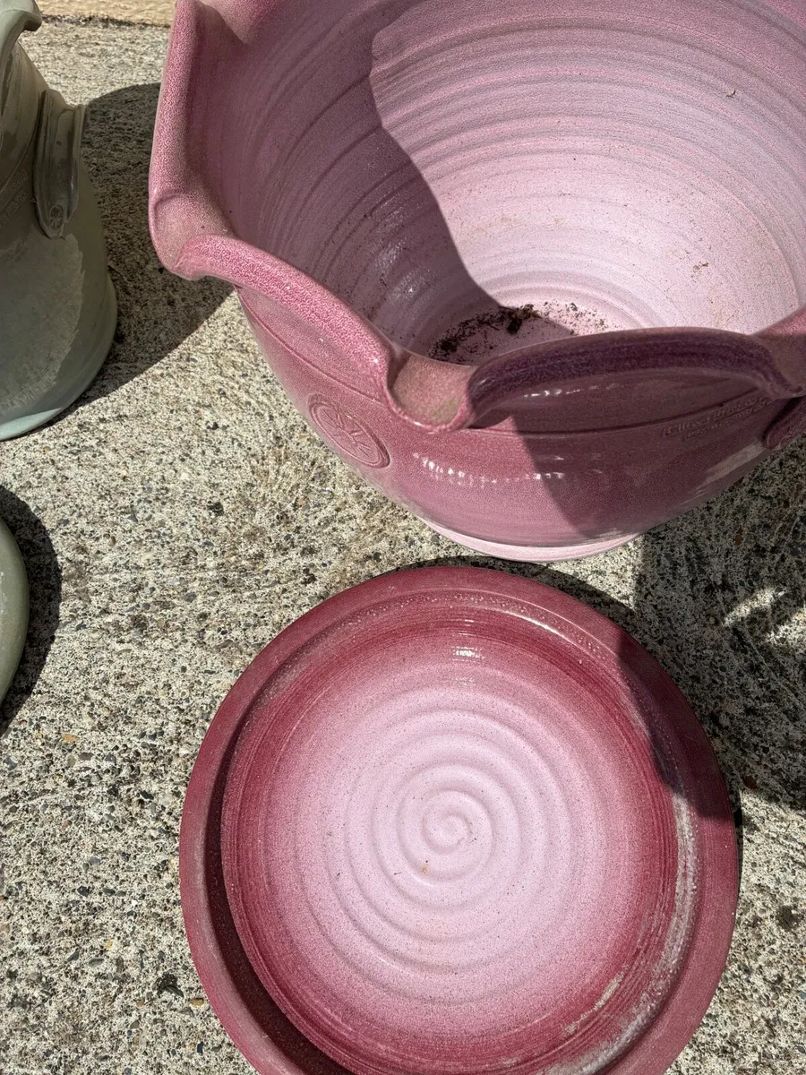 2 Black glazed stone flower pots plus 2 smsll - Image 2