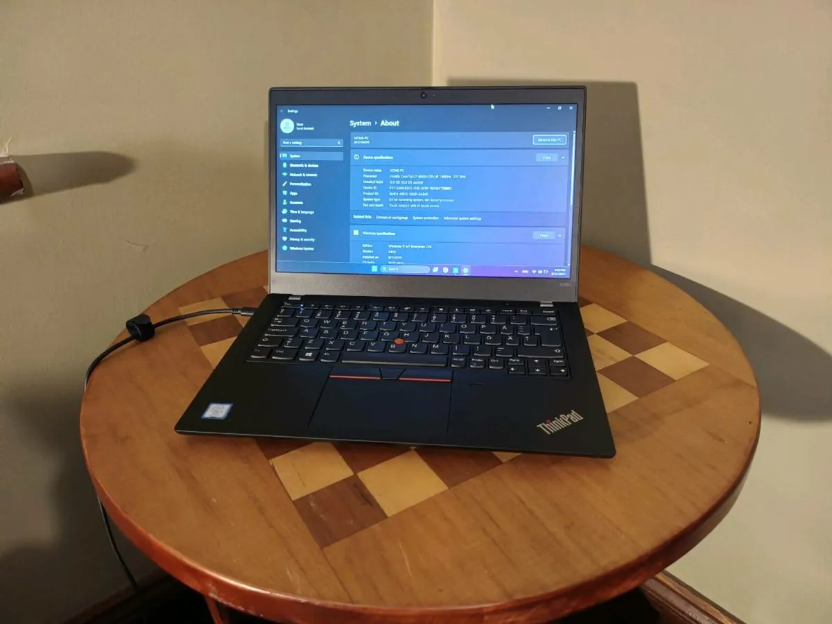 Laptop Thinkpad i7/16/256 - Image 1