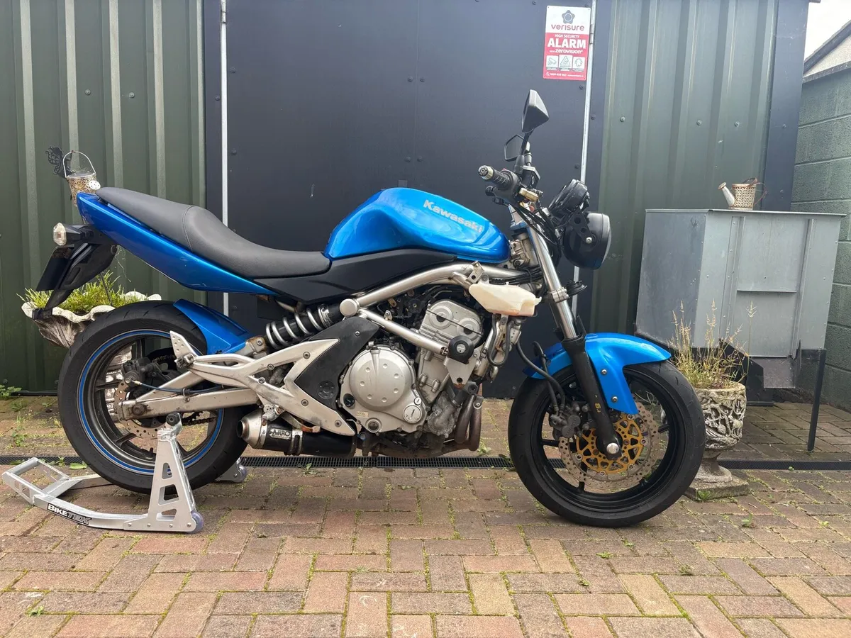 Kawasaki ER-6N 650 - Image 1