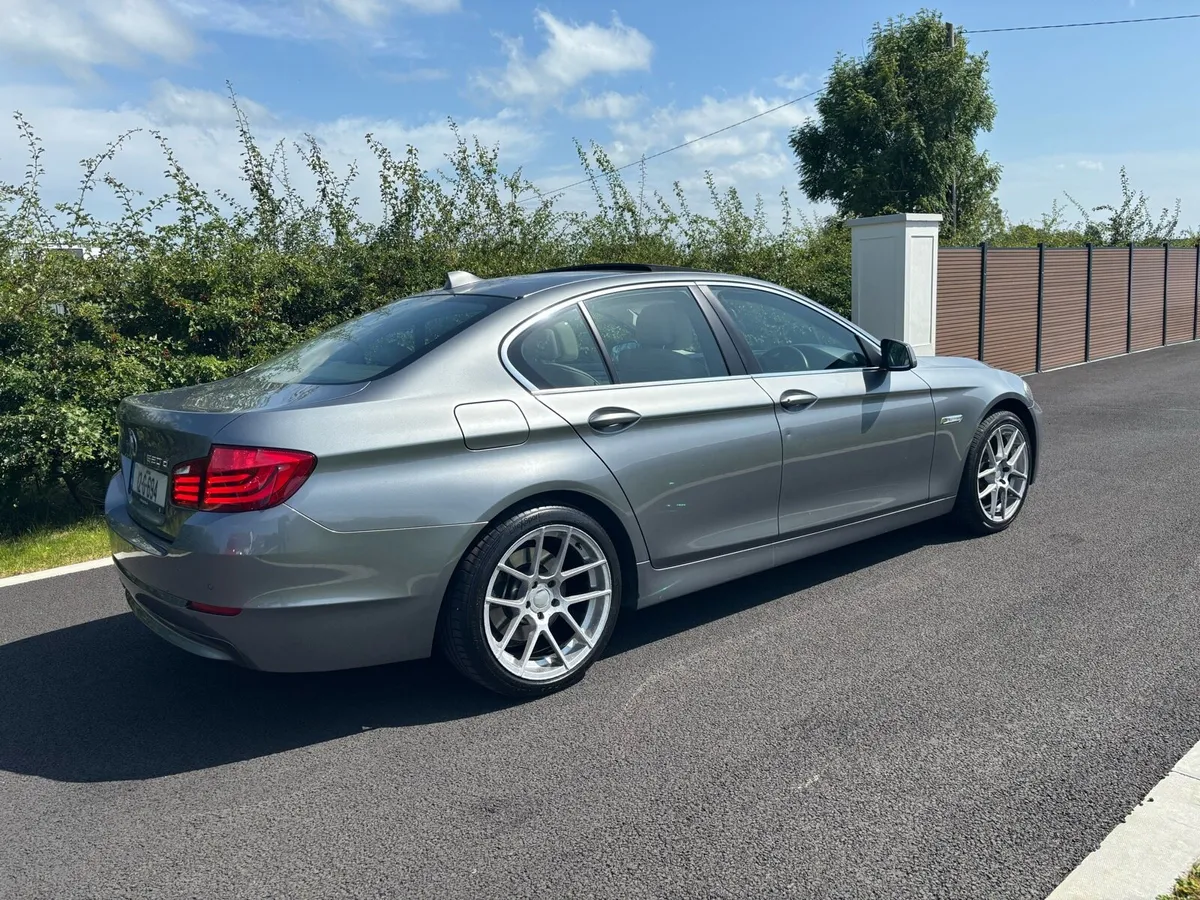 BMW 520d 2012 Auto. Sunroof NCT Tax Full History! - Image 4