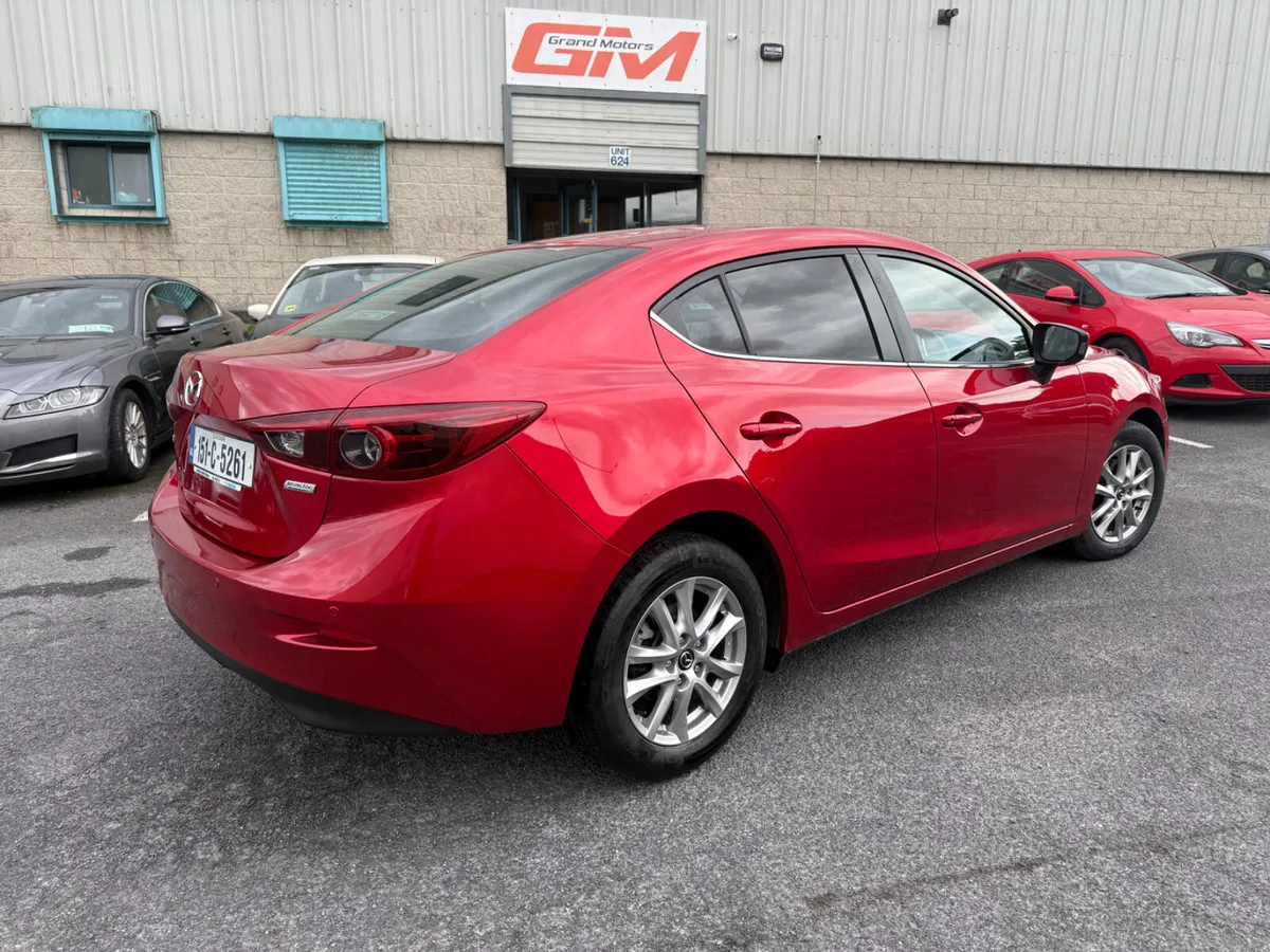 2015 Mazda3 Diesel Low Mileage - Image 4
