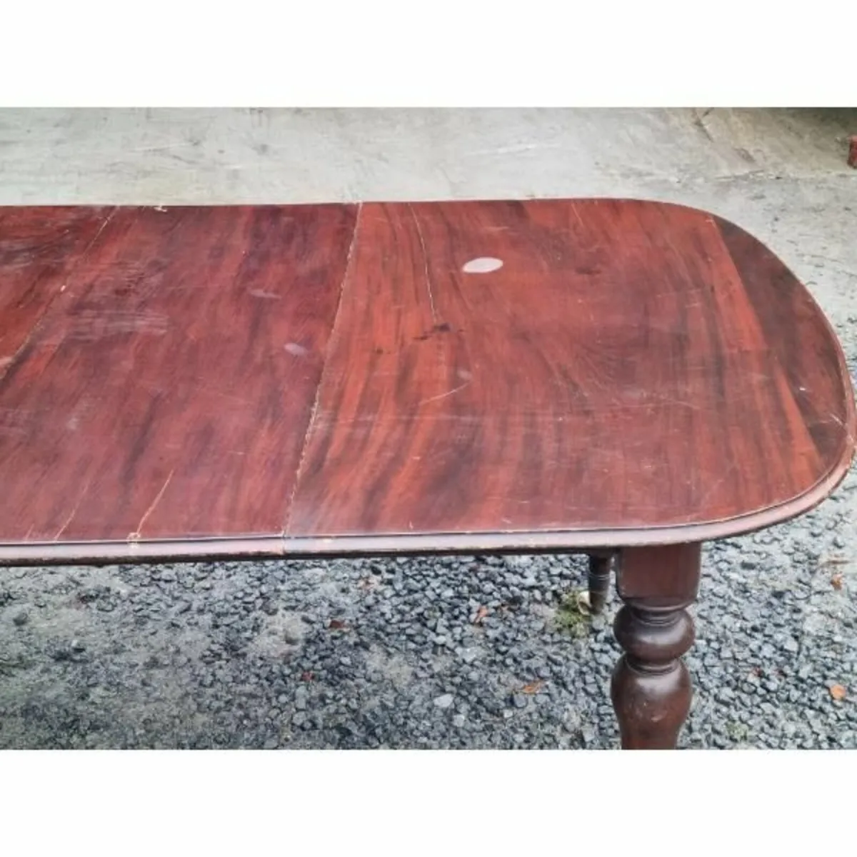 Extending Dining Table KAS634 - Image 4