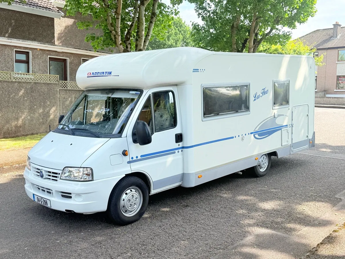 2004 adria 5berth motorhome - Image 4