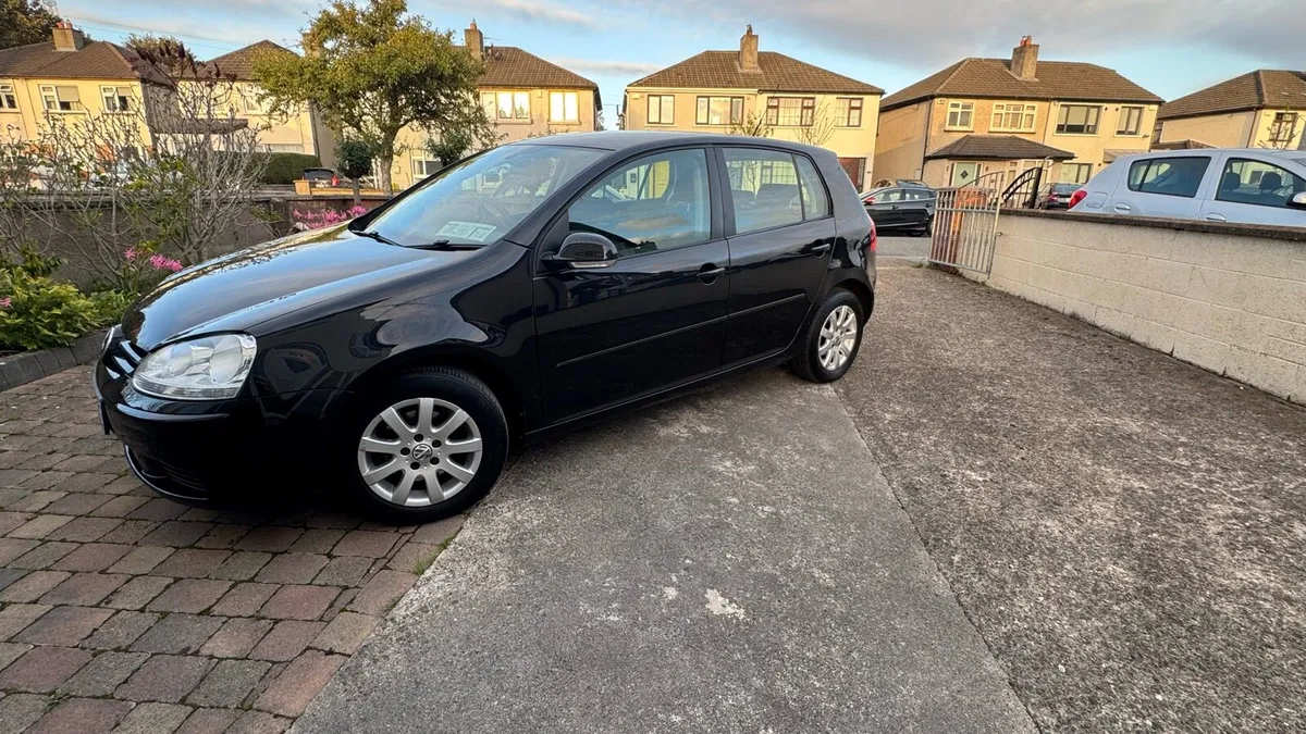 Volkswagen Golf - Image 2