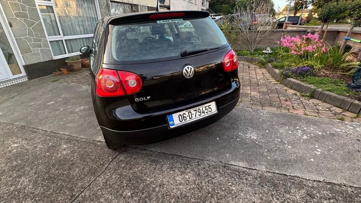 Volkswagen Golf - Image 4