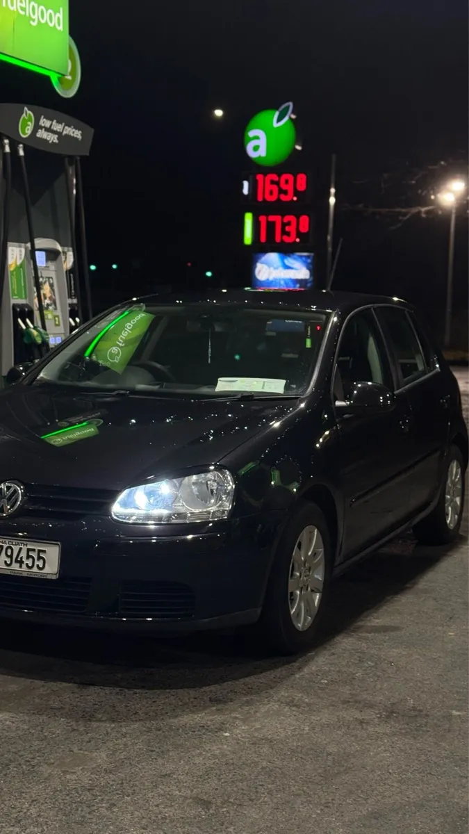 Volkswagen Golf - Image 1