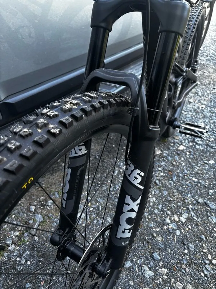 Specialized Stump Jumper Evo Carbon - Image 4